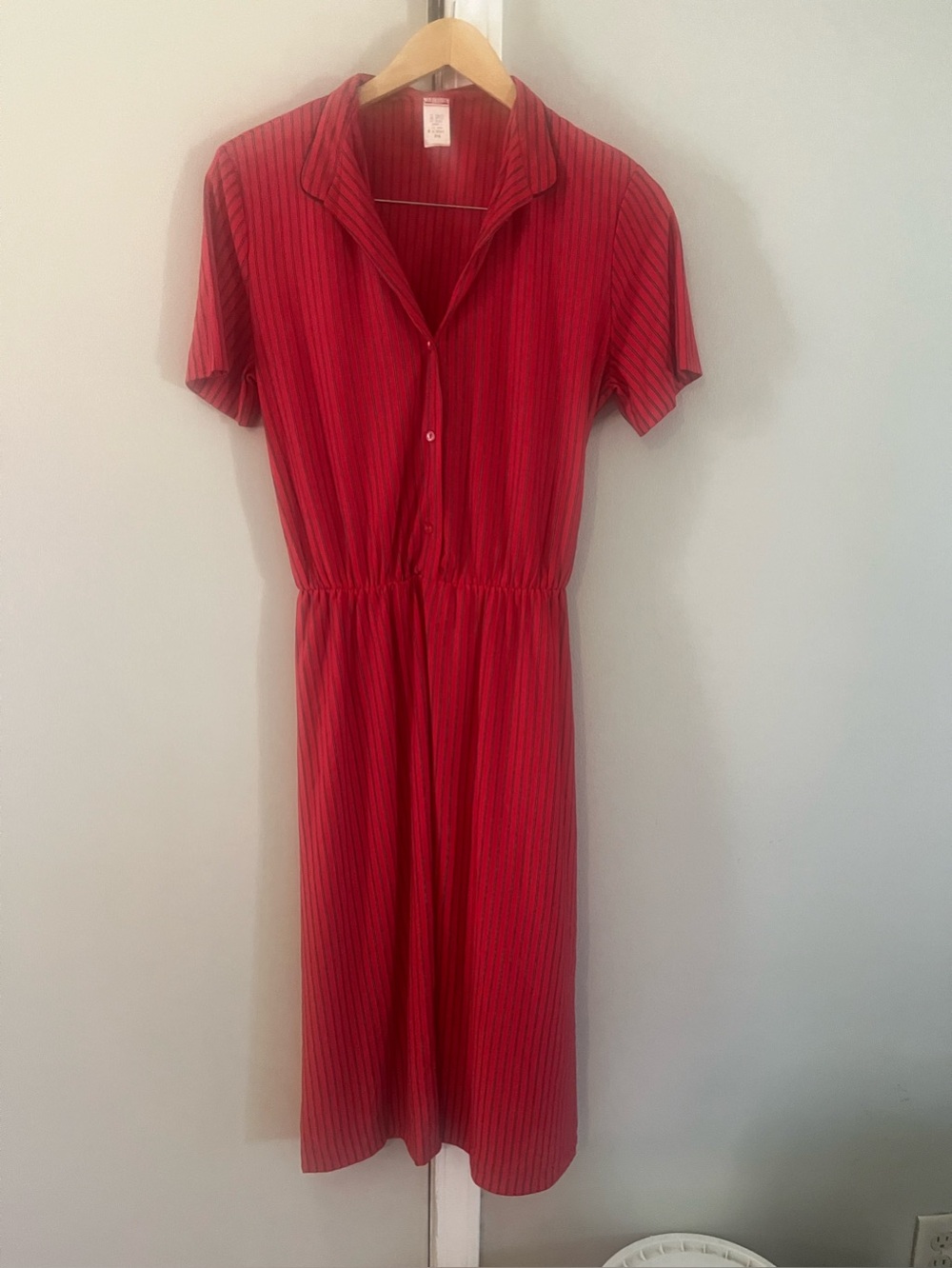 Vintage 70s 80s Red Microstripe Shirtwaist Dress - Fits Modern Medium (Tag 16)